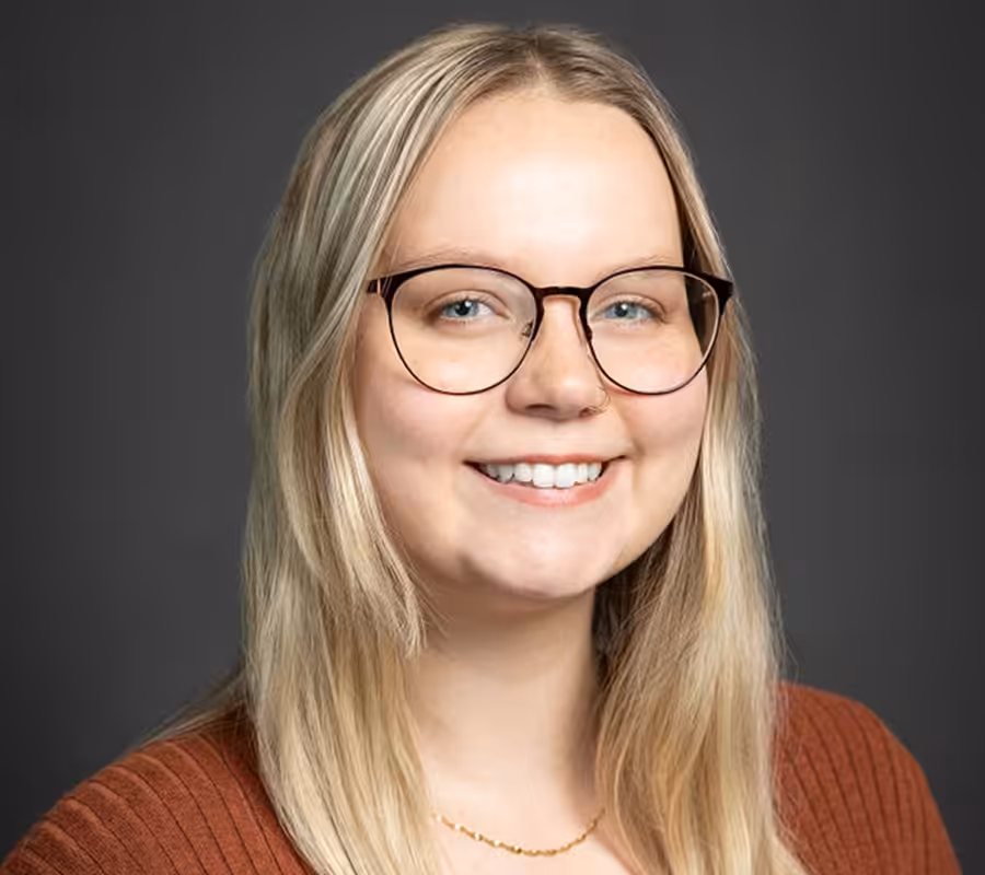 Emma Friedhoff headshot